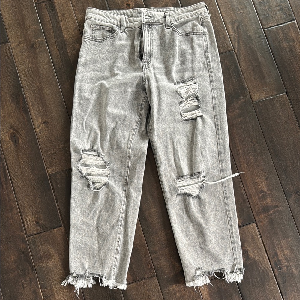 Distressed Gray Women's Jeans